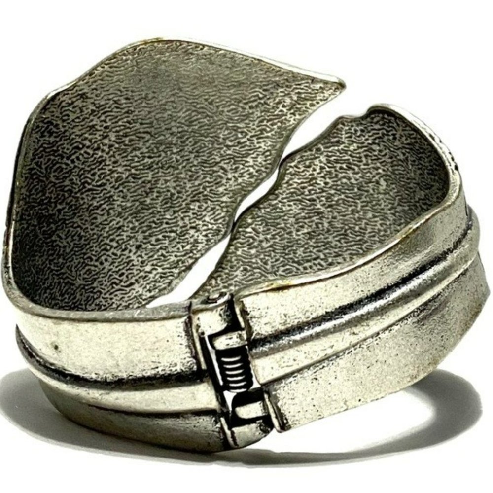 Black Venation Double Leaf Silver Hinged Bangle - image 3